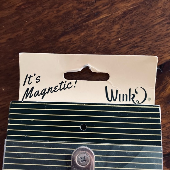 NIP Wall Mounted Beer Bottle Opener Great Gift for Dads! - Picture 4 of 7